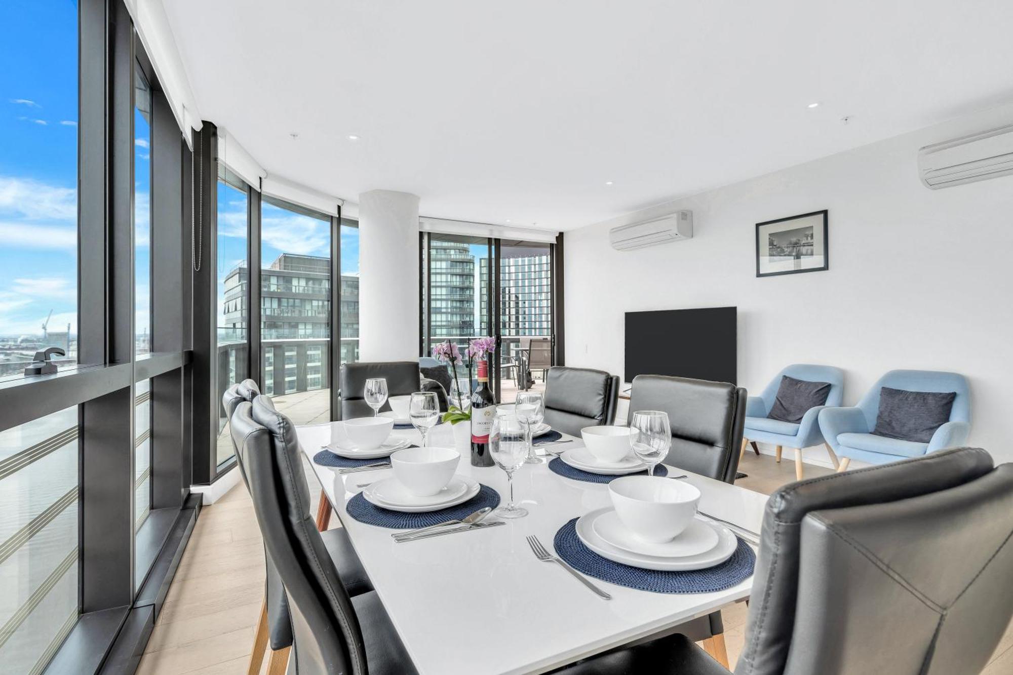 Lifestyle - Views On Collins * Melbourne